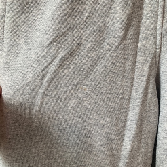 Puma grey and cream striped joggers, size Large - Picture 4 of 11